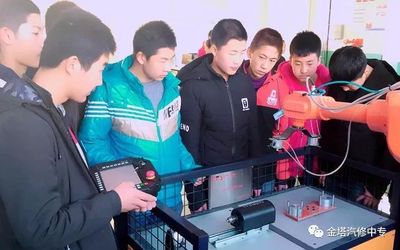 人工智能時代下，機電一體化專業如何應對“機器換人”浪潮